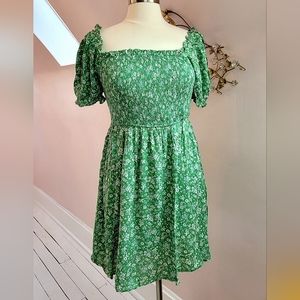 NWT Lilou Green Print Smocked Dress
